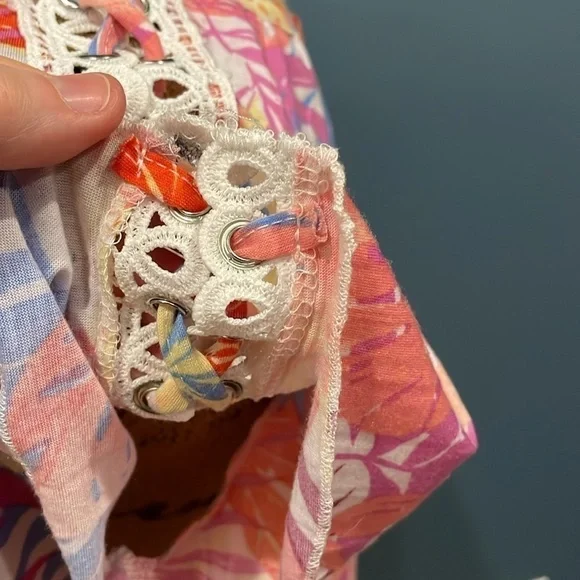 *3/$15 New York Laundry Blouse Small - Picture 8 of 11